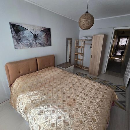 3+1 , Historical Elevator, Warm House Next To Sea Apartment İzmir Luaran gambar