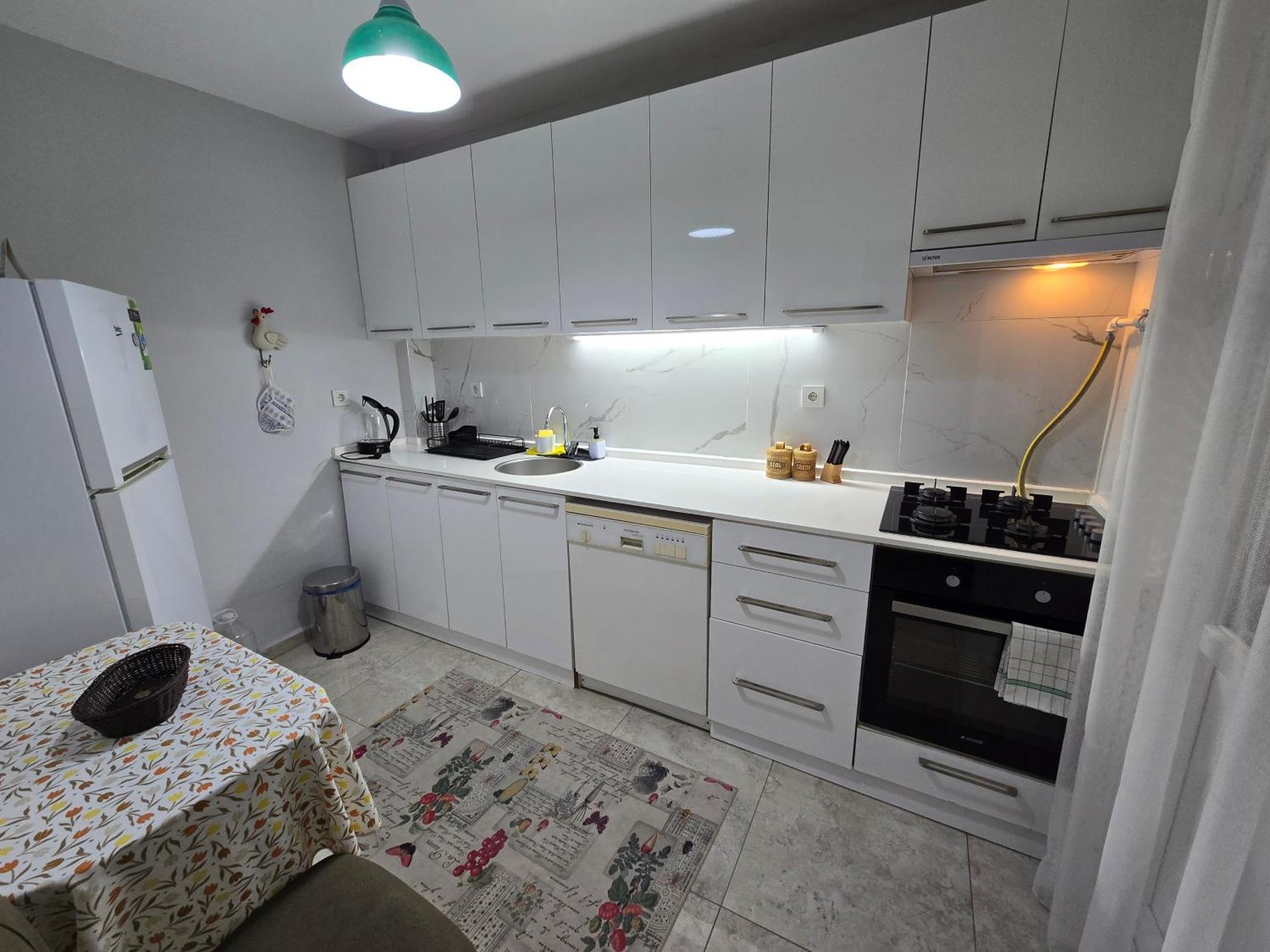 3+1 , Historical Elevator, Warm House Next To Sea Apartment İzmir Luaran gambar